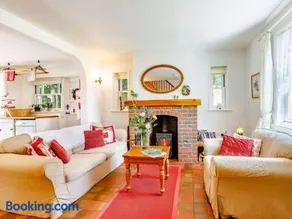 2 Bed in Sway oc-nfl43 - Image 1