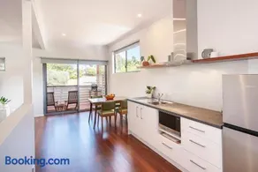 Karri Tree Studio Apartment - Image 3