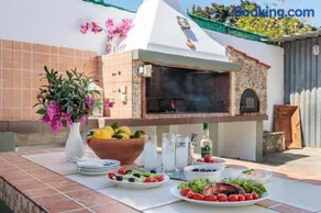 Orchids Luxury Apartments - Image 4