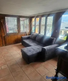 Spacious House in Canejan with Mountain View - Image 5