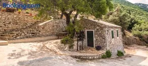 Castelli Olive Press - Image 1