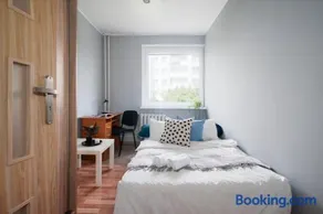 PerStay - City Hostel - Image 1