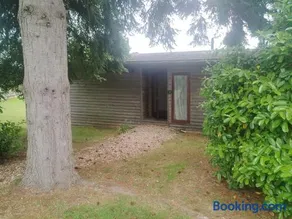 Dawlish Retreat Lodge 6 PortMile - Image 2