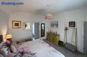 Lavally House - Image 3