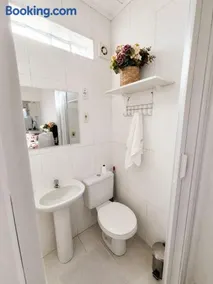 Casa próximo a Dutra- Excelente Localização - Image 1