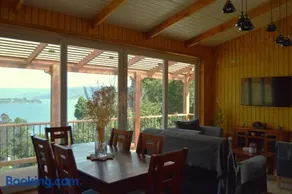 Cabaña con vista al mar y bosque nativo - Image 3