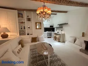 Maison Saint Tropez - Image 1