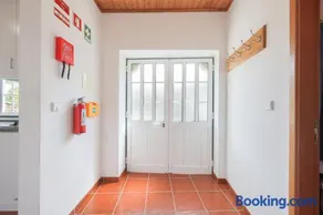 Charming granite cottage in beautiful surroundings - Image 2