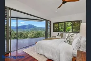 Rainforest Meets Luxury - Infinity Pool Views - Image 2