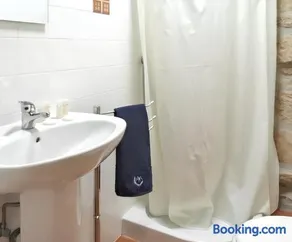 Cozy house in Águeda 45 m² with shared pool - Image 4