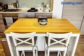 Contemporary Comfort - Image 4