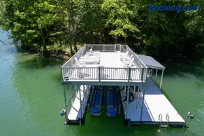 Norris Lake Retreat w Private Dock, Gentle Lake Access, Sleeps 13, SXS nearby - Image 2