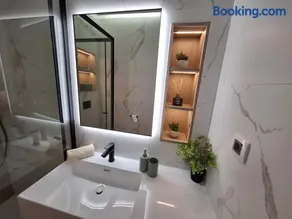 The Golden Island apartments - Image 4
