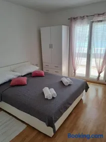 Apartments Andelic - Image 1