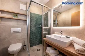 Wawies Apartments - Image 5