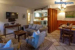 Ski Peak - Chalet Dibona, cosy log fire evenings 200m from the slopes - Image 2