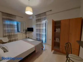 Niki Thalia Viros Apartment 2 - Image 5