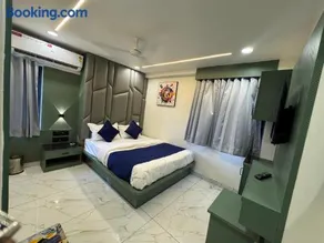 Hotel Paris Gandhinagar - Image 3