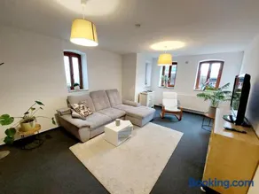 zentrale Ferienwohnung - direkt am See und in Schlossnähe - Image 1