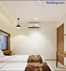 Hotel Regency - Image 2