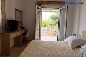 Zografia - Charming House near the coast - Image 2