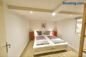 2 Zimmer I Küche I Waschmaschine I SmartTV I Klima I Parkplatz I 3 Bed I Garden I WLan - Image 1