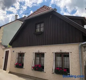 APARTMENT ZUM ROTEN TOR - Image 2