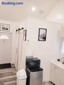 Private studio guesthouse in Watertown CT - Image 4