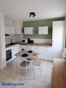 Studio avec terrasse et jardin privatif - Figeac centre - Parking gratuit - Image 4