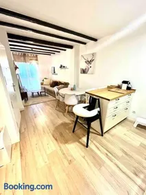 Apartamento recién reformado dos plantas - Image 3
