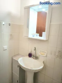 Kinira Seaside House - Image 5