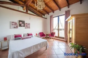 Rosè House - Image 2