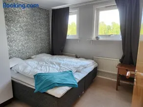 Apartment with some lake view - Image 3