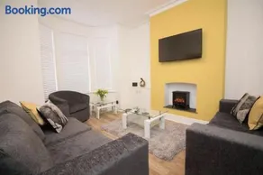 Home in Eccles Salford - Image 5