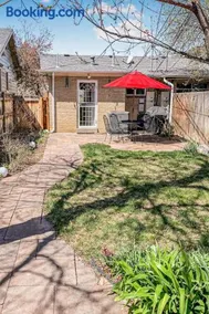 Charming two bedroom family home in coveted neighborhood - Image 2