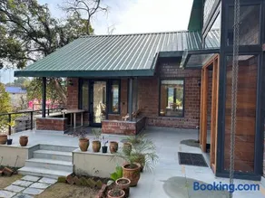 Terra Cottage - Image 2