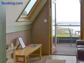 Dundonald Landing Lochside Studio - Image 2