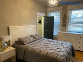 Highland Park 1 - Budget Stay- Near Downtown - Image 5