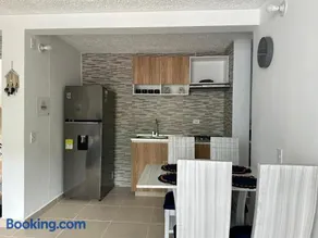 Apartamento Moderno en Apulo - Image 5