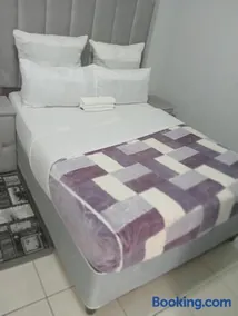 Moonlight Guest House - Image 1
