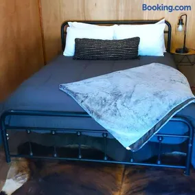 Diggins Cabin 2 - Image 3