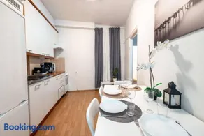 2ndhomes Comfy spacious apartment in Kamppi - Image 2