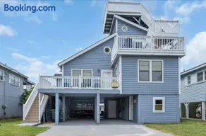 6BR Waterfront Home Private Pool & Dock - Image 3