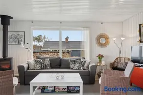 Cozy Summer House Close To The Beach - Image 5