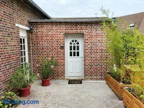 Studio - Au fond de la cour - Image 1