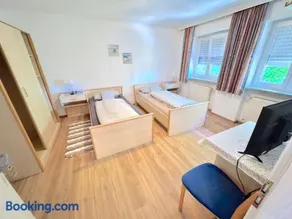 Apartmenthaus Wohnbau GmbH Gebrüder Laurent - Image 1