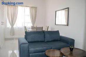 The View Apartment 4 - Image 3
