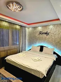 Luxury Paul apartment green, private & accessible - Image 2