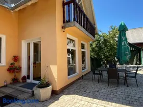 Fűzfa Apartman - Image 2