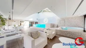 THE POOL HOUSE Cannes - Image 1